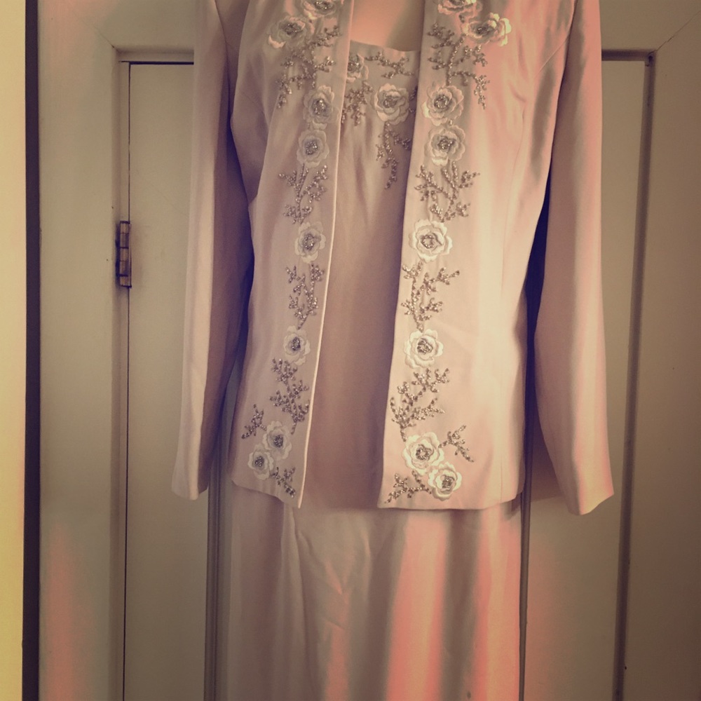 Size 12 lined dress with removable jacket.beige